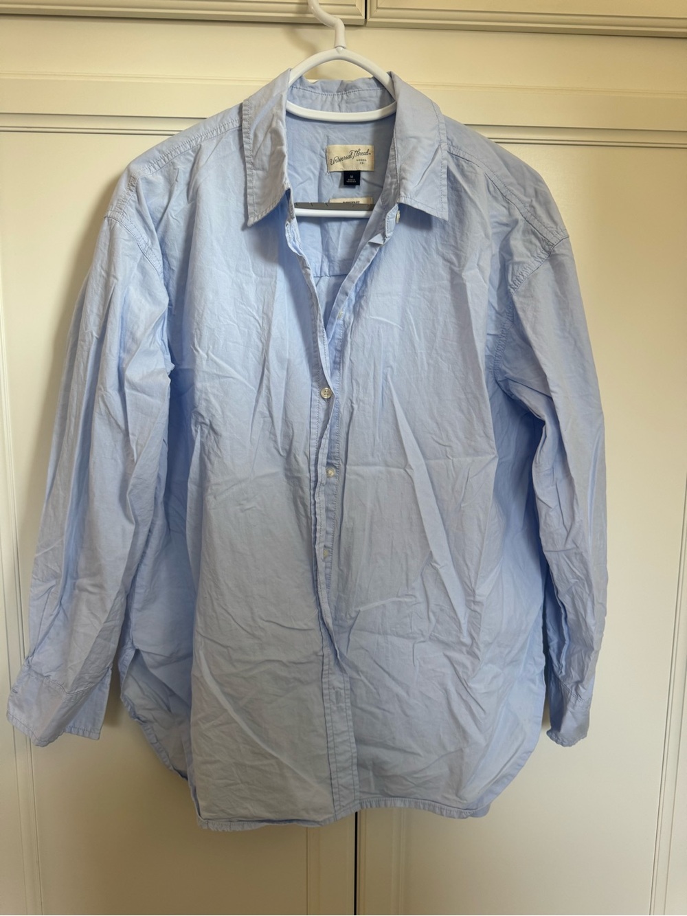 Universal Thread Light Blue Women's Button-Down Shirt